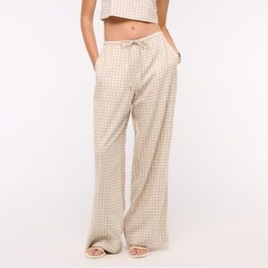 Plus Size Abercrombie & Fitch Linen Blend Pull-On ‘Short’ Pant